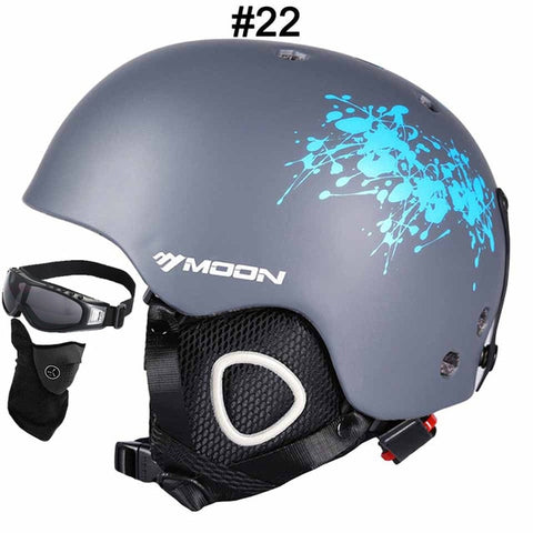 MOON Skateboard Snow Ski Snowboard Helmet Integrally-molded Ultralight Breathable Ski Helmet CE Certification S/M/L/XL